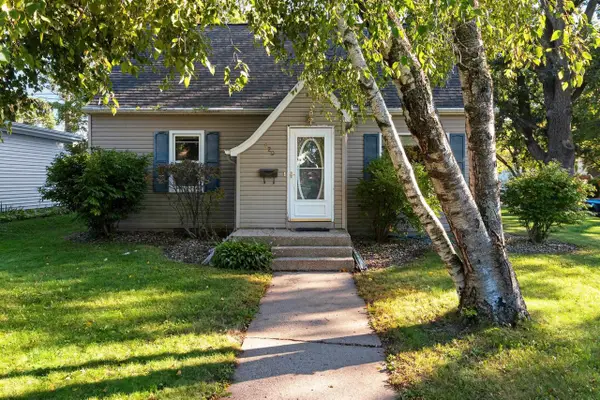 420 W MILLARD STREET, New London, WI 54961