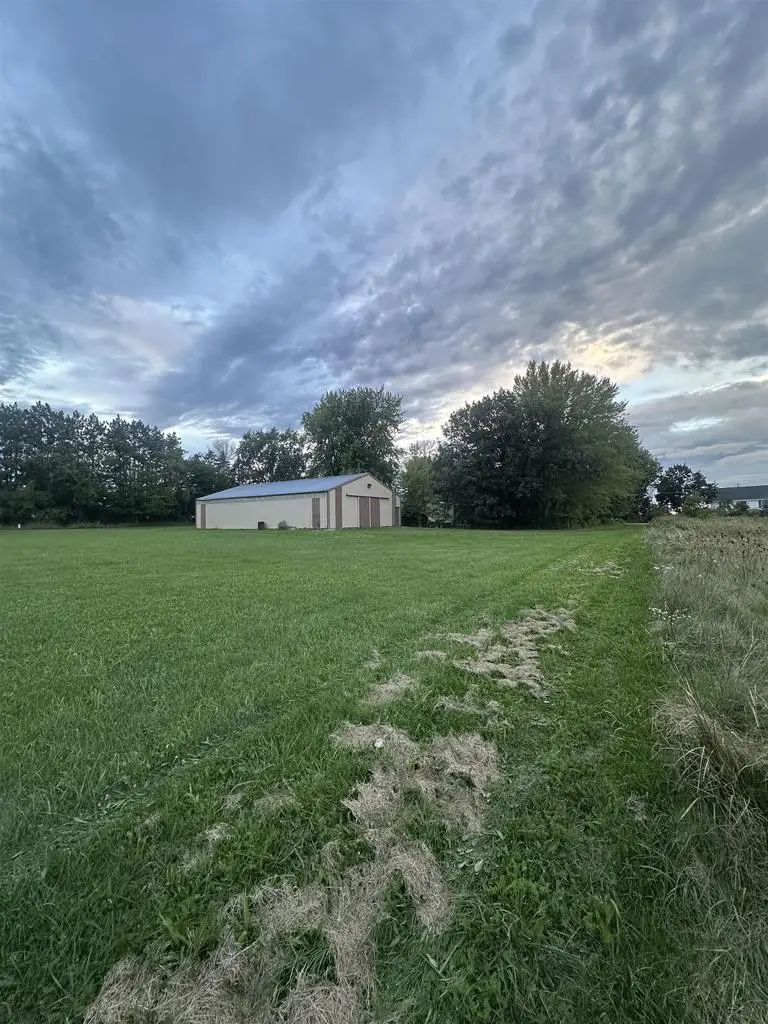 7281 COUNTY RD B, Winneconne, WI 54986 - #1