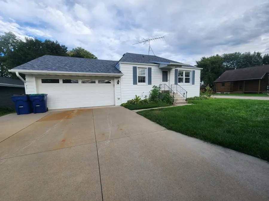 603 N 7TH STREET, Winneconne, WI 54986 - #2