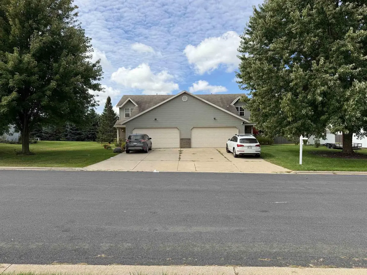 1607 ALFRED DRIVE, Luxemburg, WI 54217 - #1