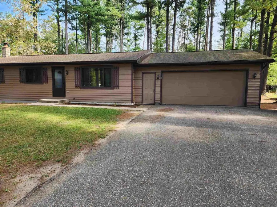 N2555 WOODLAND CIRCLE, Waupaca, WI 54981 - #2