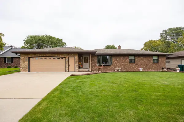 4810 W WILDFLOWER LANE, Appleton, WI 54914