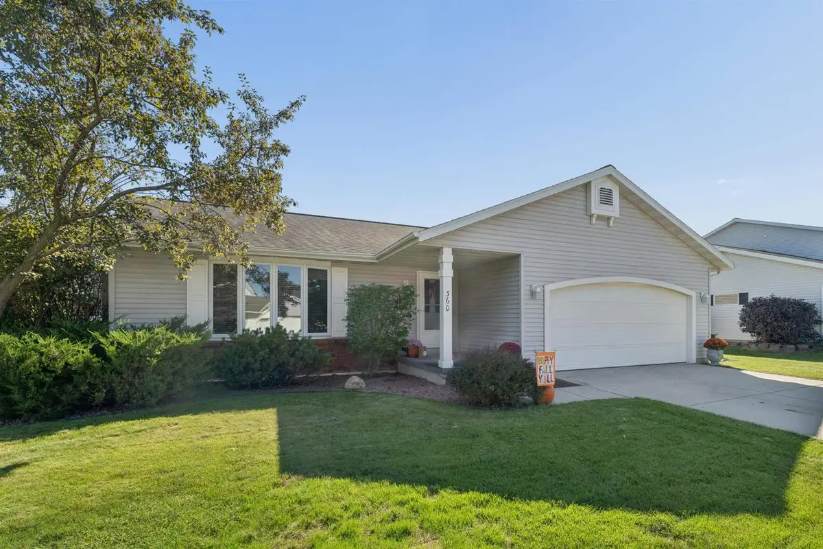 360 WILLSHER DRIVE, Fond Du Lac, WI 54935 - #1