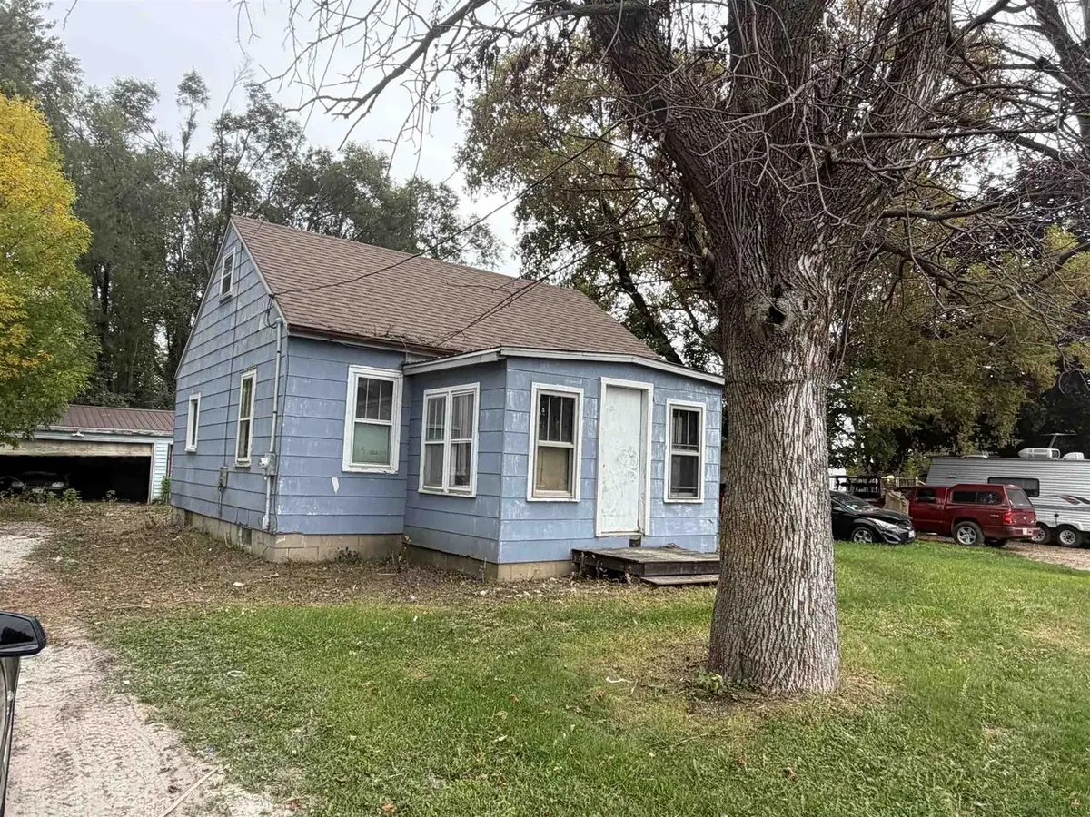 5838 N RICHMOND STREET, Appleton, WI 54913 - #1
