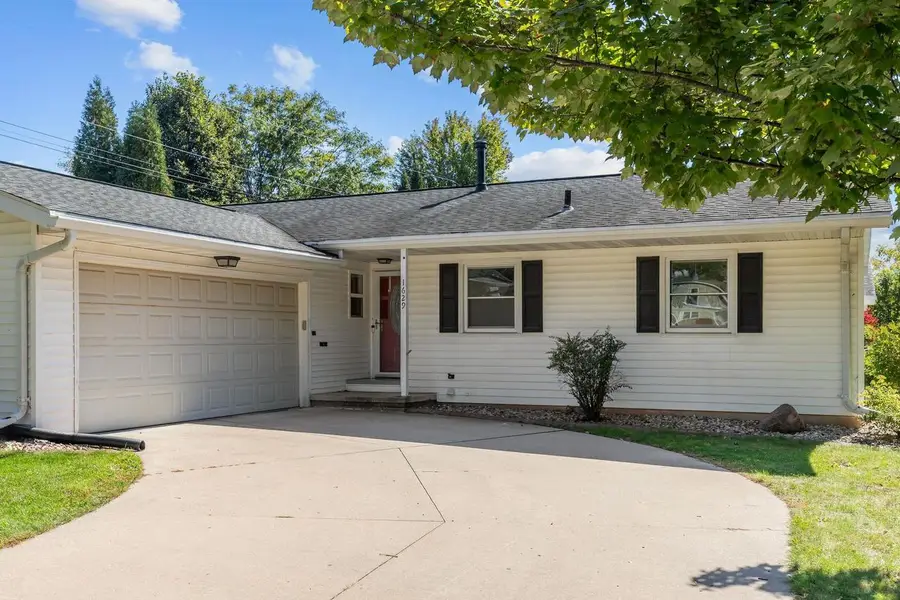 1629 W GRANT STREET, Appleton, WI 54914 - #2