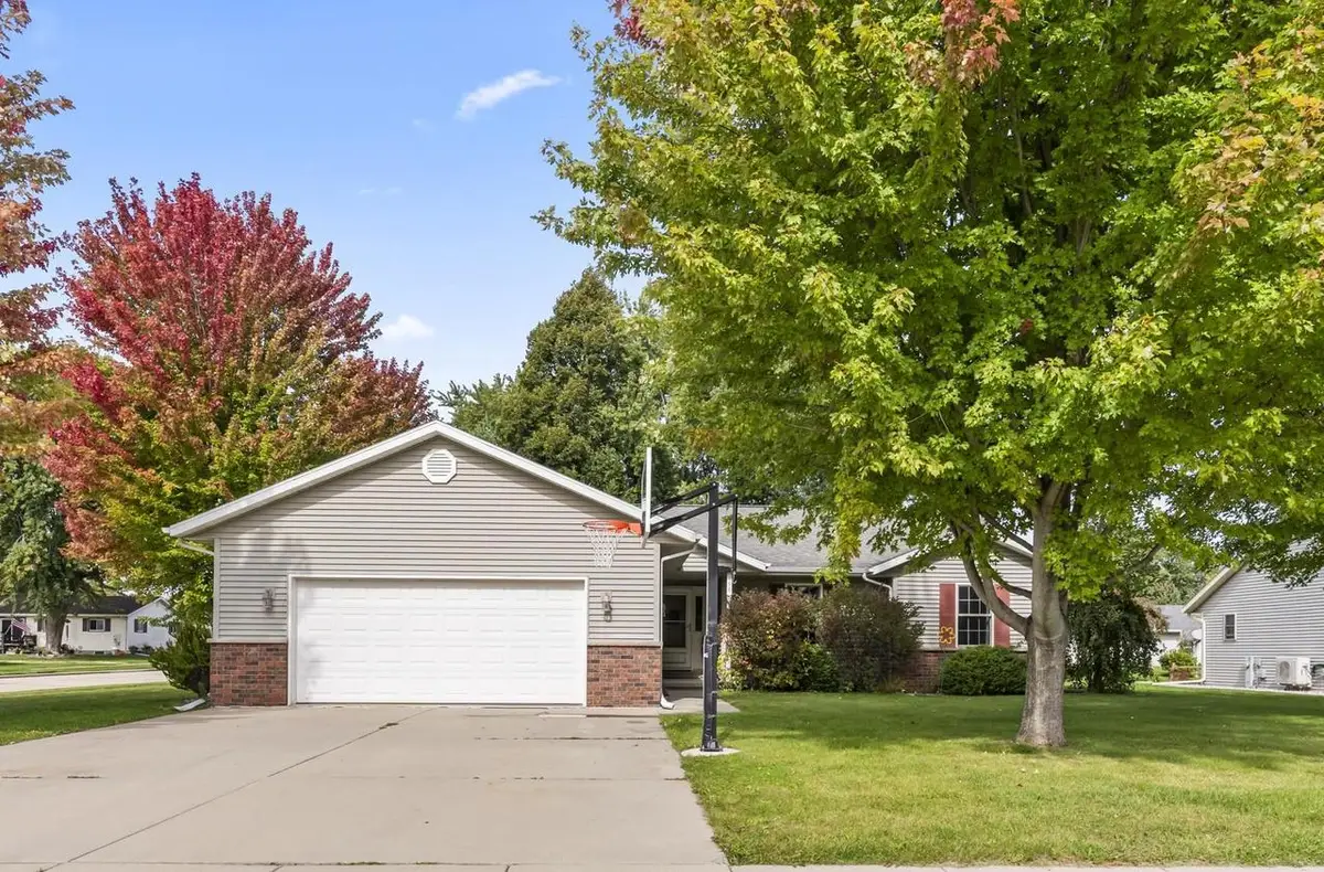 450 BITTERSWEET LANE, Waupun, WI 53963 - #1
