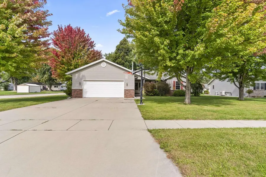 450 BITTERSWEET LANE, Waupun, WI 53963 - #2