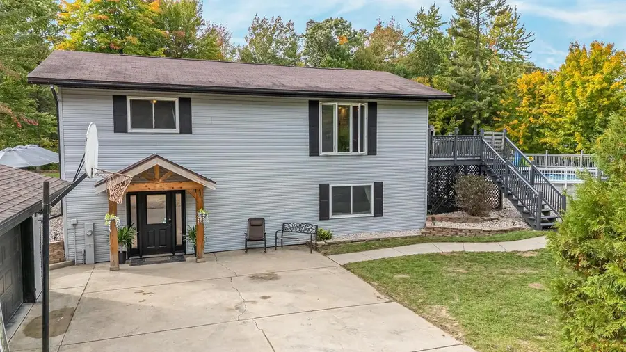 N2935 BRANCH LANE, Clintonville, WI 54929 - #2