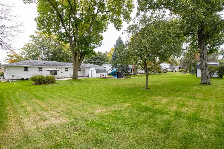 2515 S GREENVIEW STREET, Appleton, WI 54915 - #2