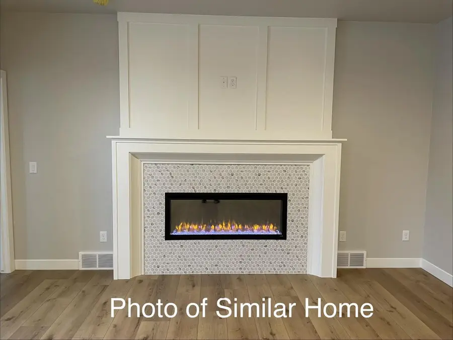 904 WHISPER FALLS COURT, Menasha, WI 54952 - #3