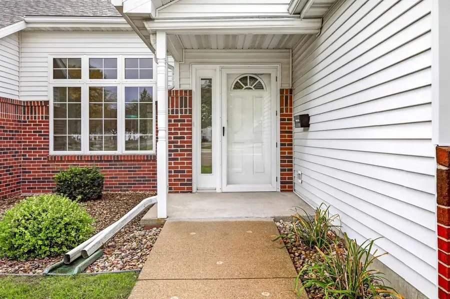 1057 W WINDTREE DRIVE  #48, Appleton, WI 54914 - #3