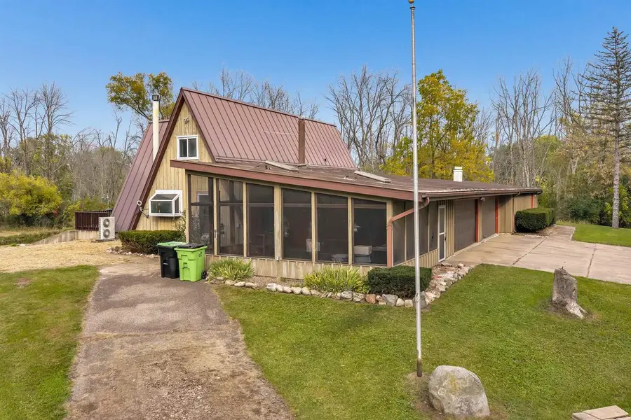 E6562 COUNTY ROAD F, Weyauwega, WI 54983 - #2