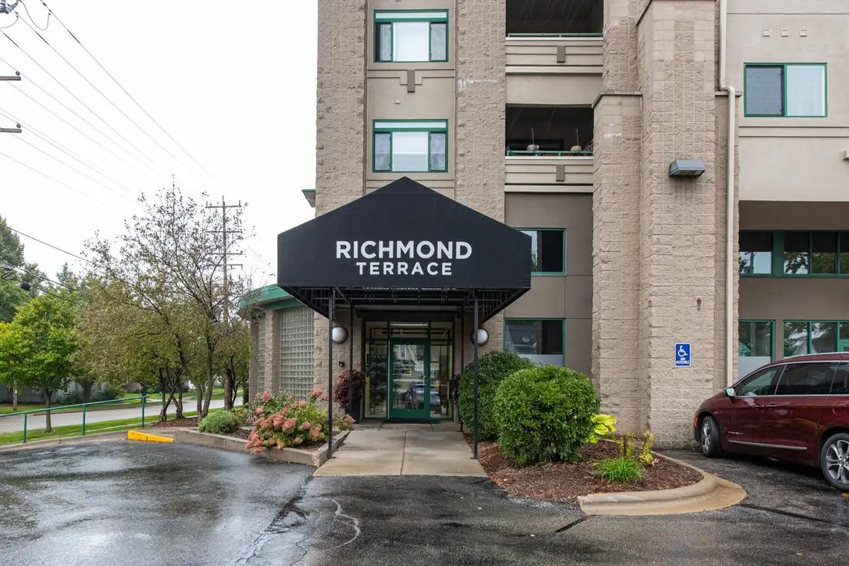 400 N RICHMOND STREET  #301, Appleton, WI 54911 - #1