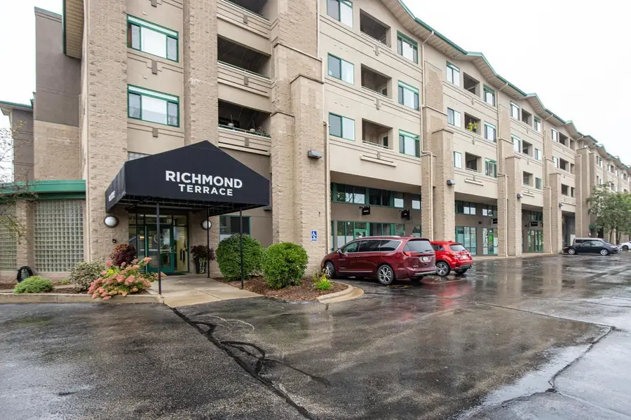 400 N RICHMOND STREET  #301, Appleton, WI 54911 - #2