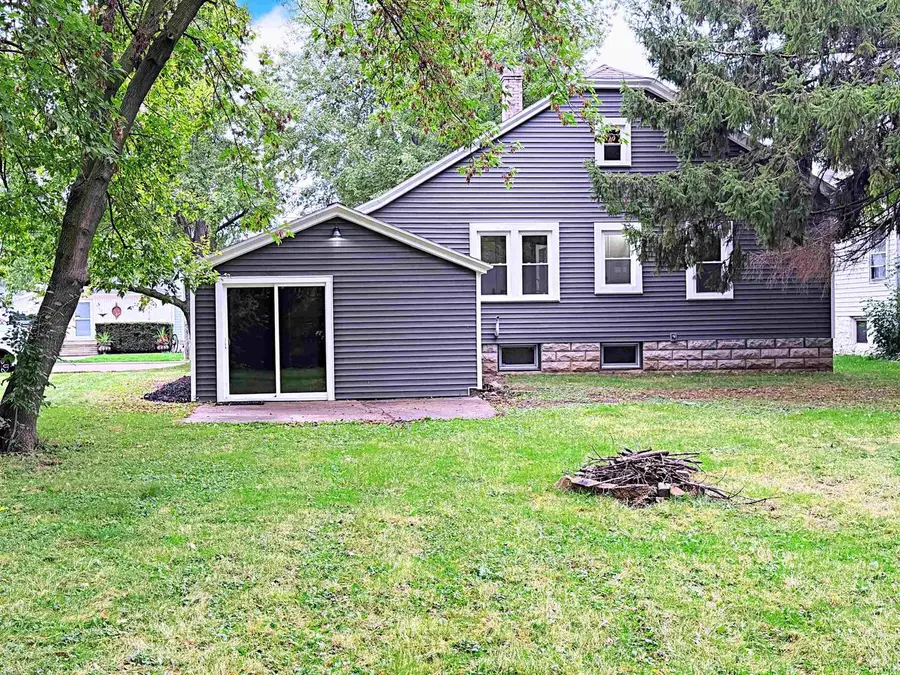 425 MONROE STREET, Neenah, WI 54956 - #2
