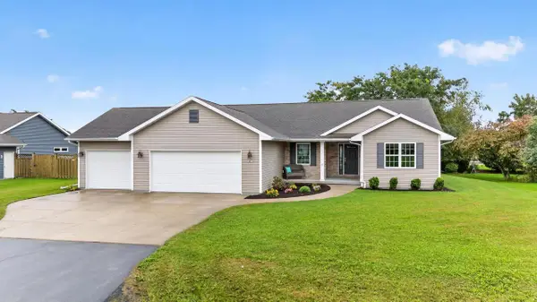 3875 DUCHESS LANE, Oshkosh, WI 54904