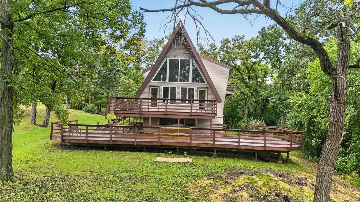 6331 COUNTY RD M, Winneconne, WI 54986 - #1