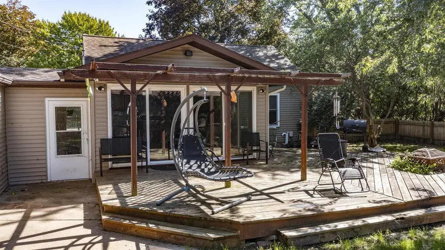 1611 SMITH STREET, Wisconsin Rapids, WI 54494 - #2