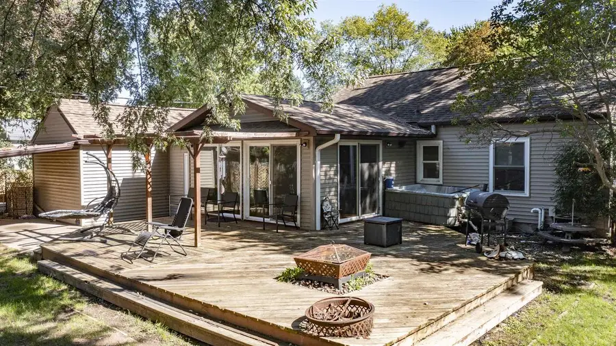 1611 SMITH STREET, Wisconsin Rapids, WI 54494 - #3