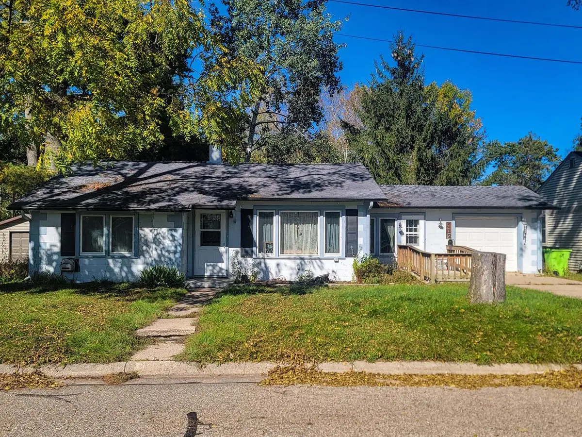 412 WISCONSIN STREET, Waupaca, WI 54981 - #1