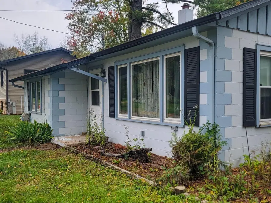 412 WISCONSIN STREET, Waupaca, WI 54981 - #2