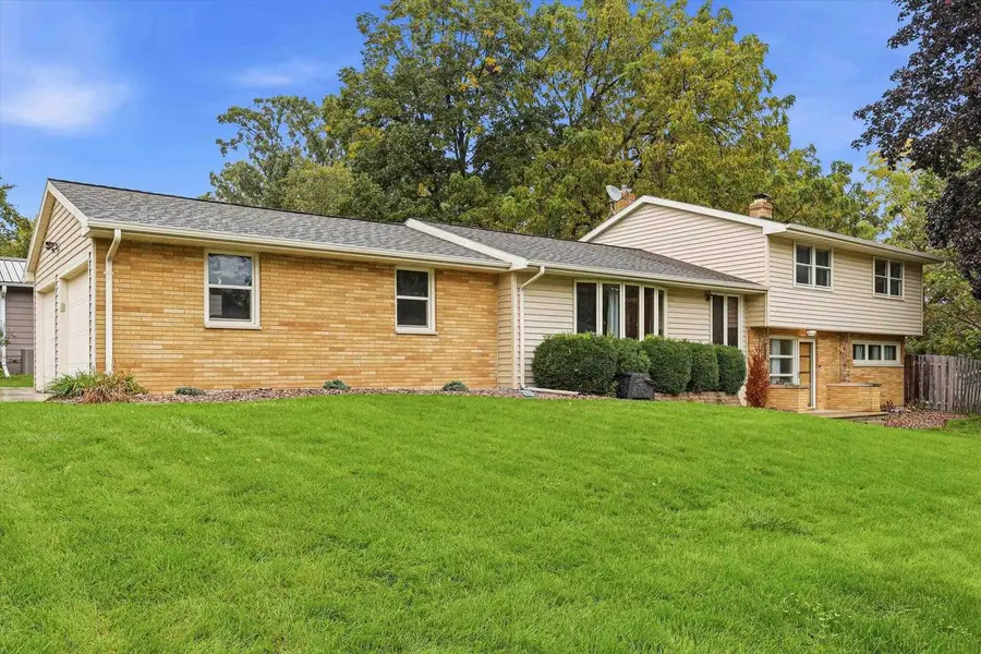 419 SIMONET STREET, Allouez, WI 54301 - #3