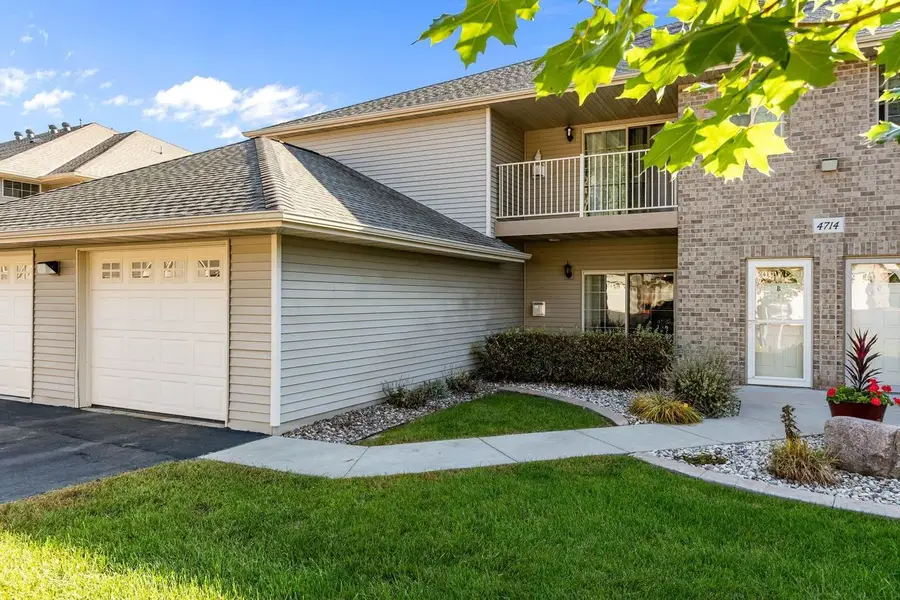 4714 EVERBREEZE CIRCLE, Appleton, WI 54913 - #2