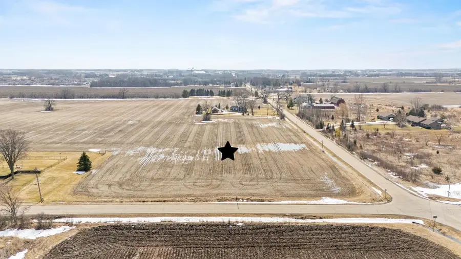 9TH STREET ROAD, Oshkosh, WI 54906 - #2