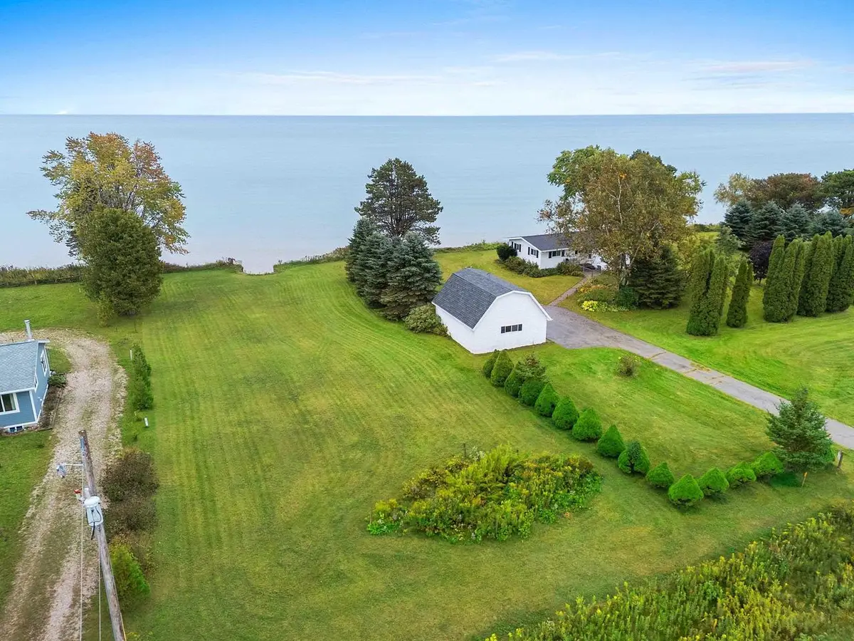 STH 42, Algoma, WI 54201 - #1