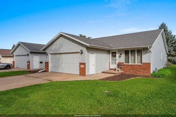 1400 W WEILAND LANE, Appleton, WI 54914