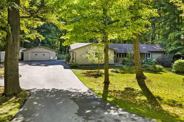 5485 N MAPLE HEIGHTS CIRCLE, Sturgeon Bay, WI 54235