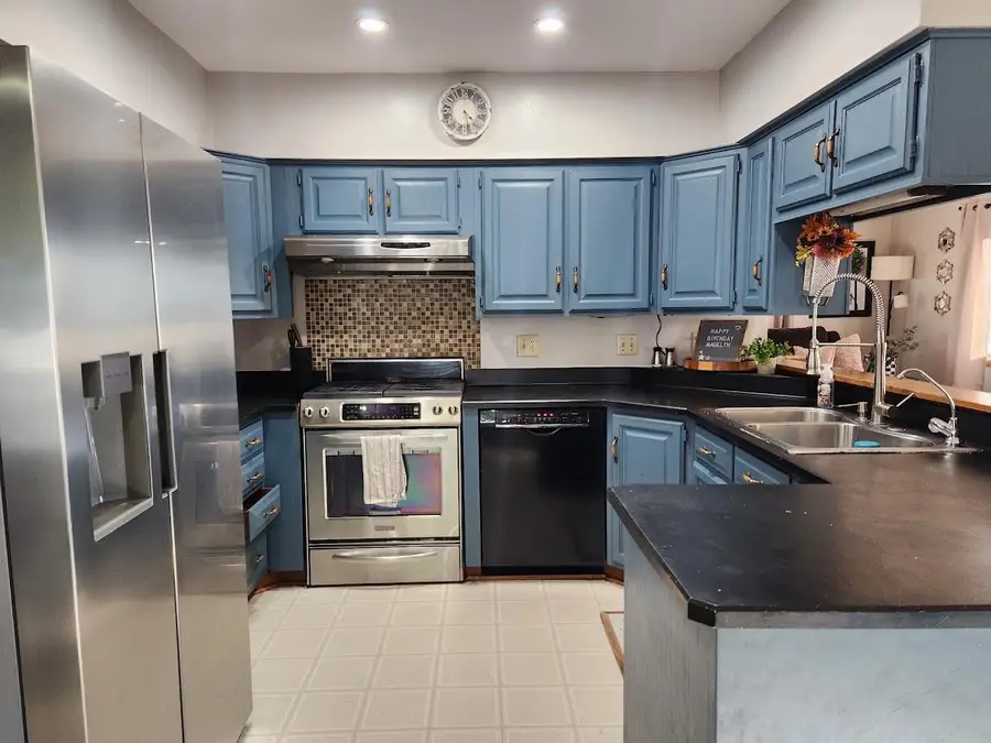 276 S ELM STREET, Oakfield, WI 53065 - #2