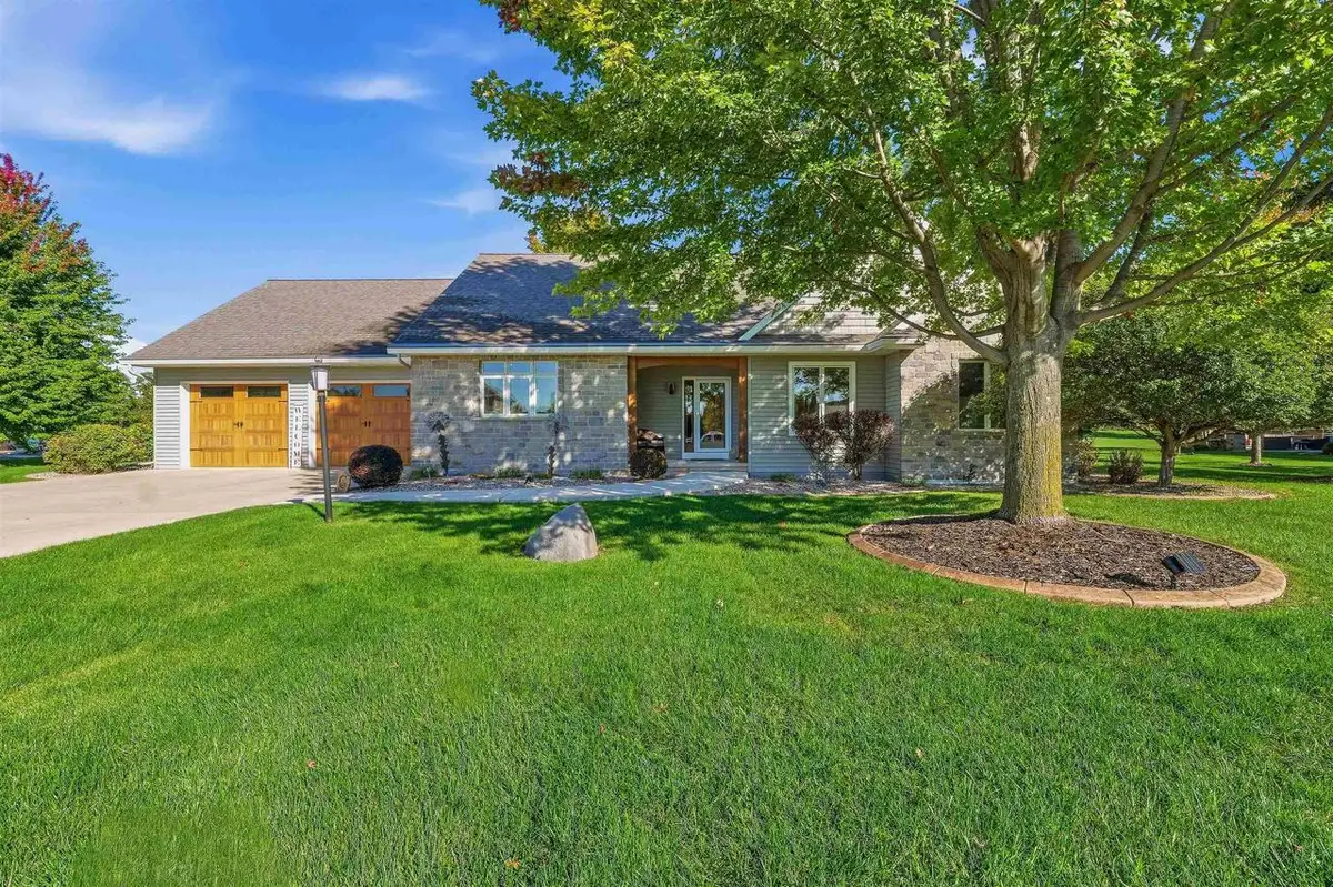 N5567 DENEVEU LANE, Fond Du Lac, WI 54937 - #1