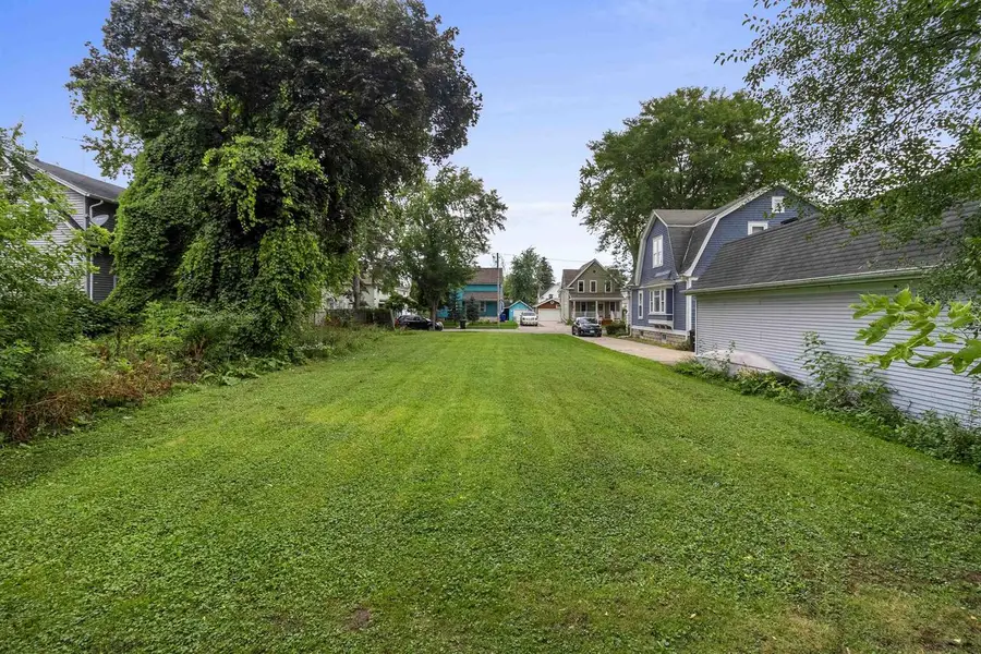 409 E SPRING STREET, Appleton, WI 54911 - #3