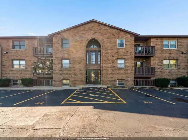 1161 GILLINGHAM ROAD  #B-1, Neenah, WI 54956