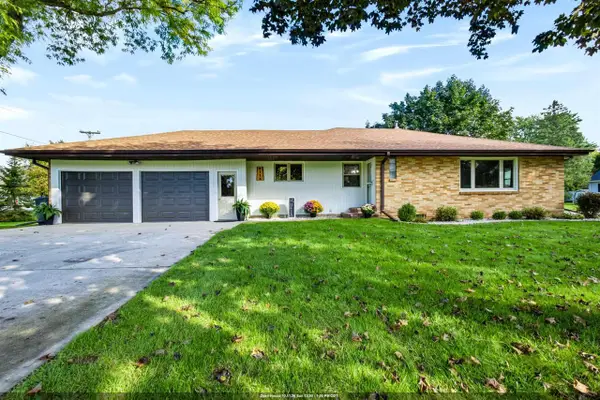 8114 GEENAN STREET, Kaukauna, WI 54130