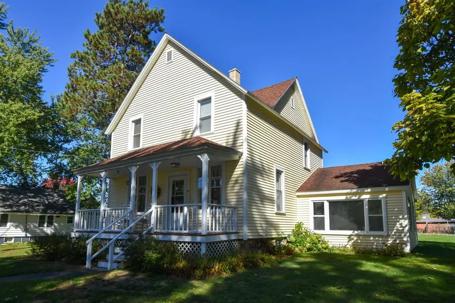 431 CLEVELAND AVENUE, Wild Rose, WI 54984 - #3