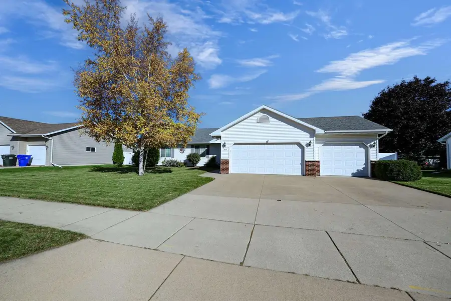 804 W ANN STREET, Kaukauna, WI 54130 - #3