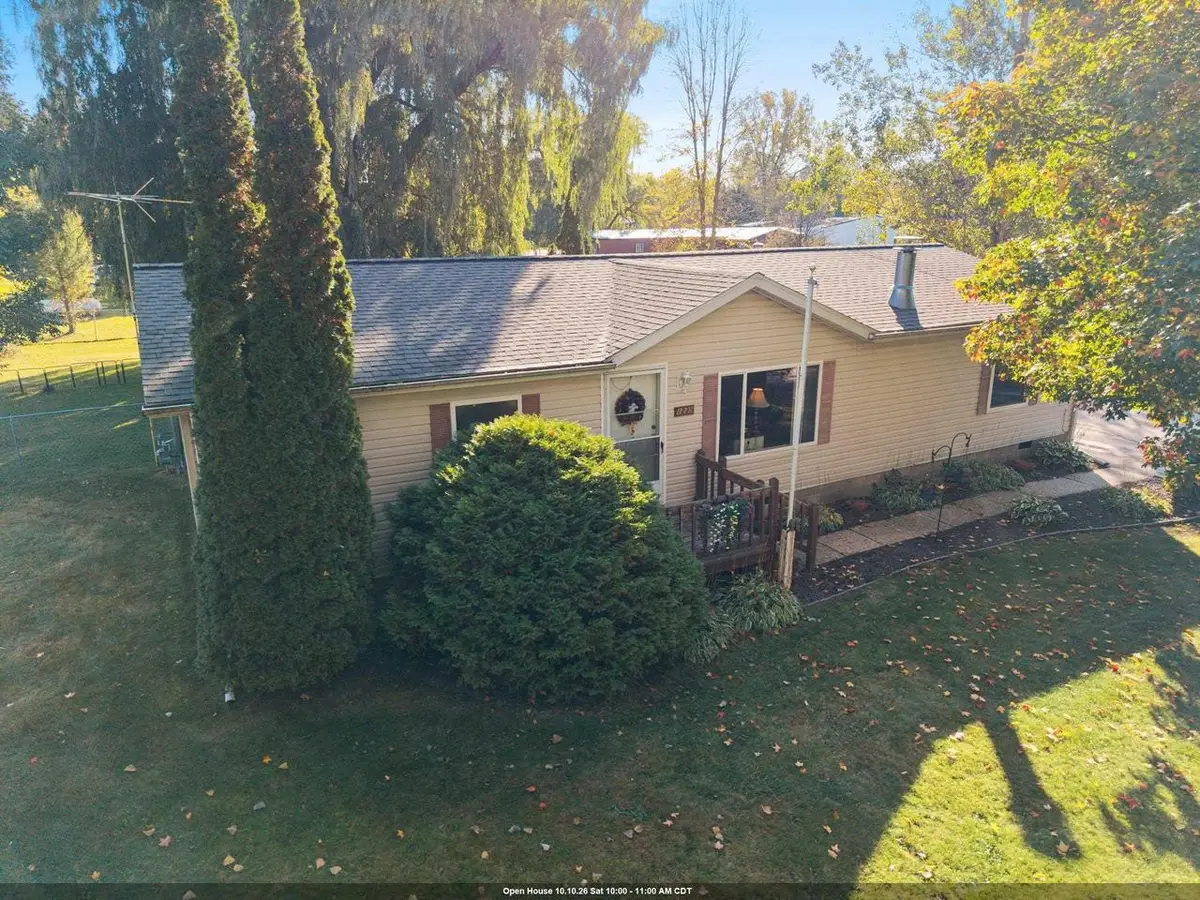 1239 MELISSA BOULEVARD, Little Suamico, WI 54141 - #1