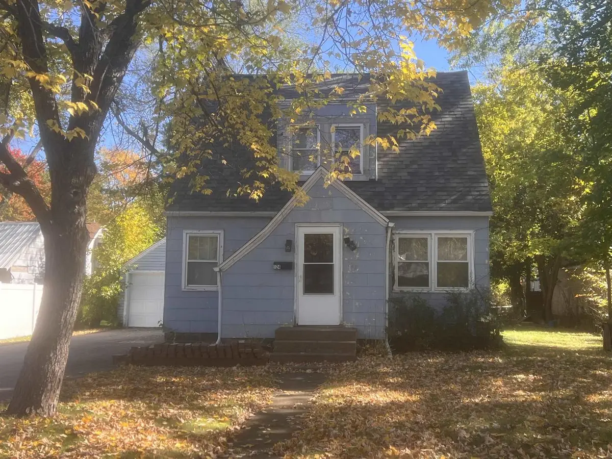 124 PINE STREET, Waupaca, WI 54981 - #1