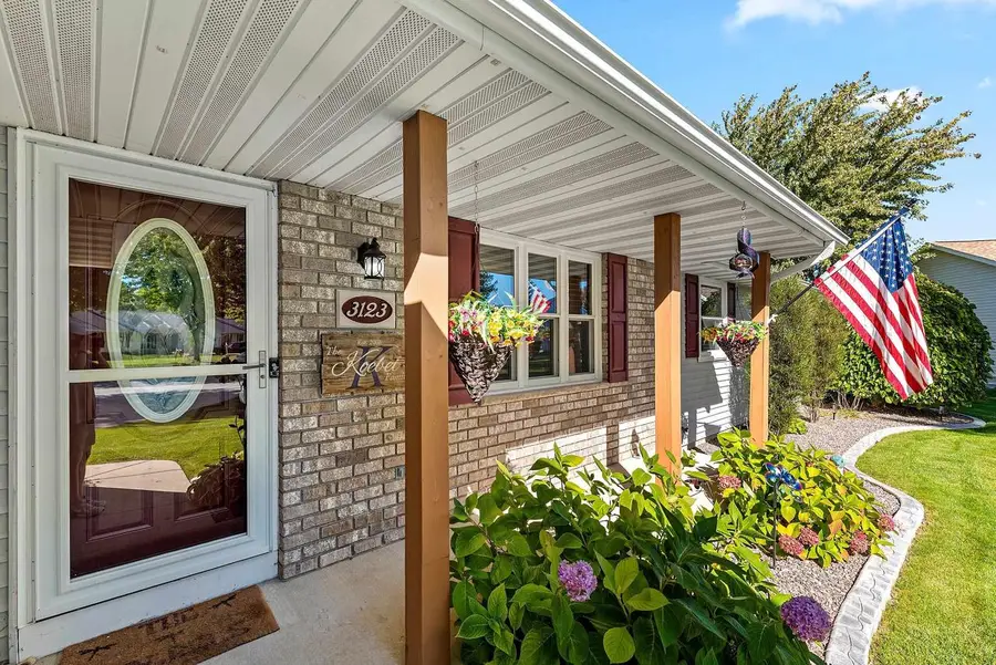 3123 W OTTERTAIL COURT, Green Bay, WI 54311 - #3