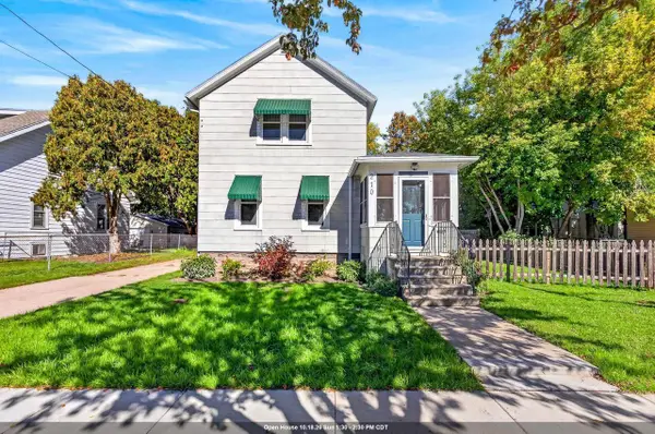 210 W 16TH AVENUE, Oshkosh, WI 54902