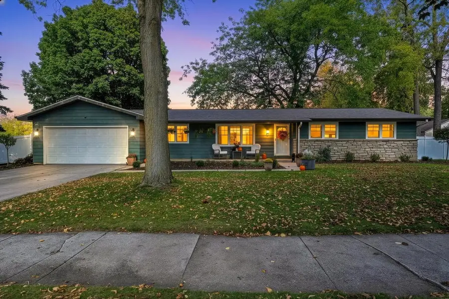 344 MIRAMAR DRIVE, Green Bay, WI 54301 - #2