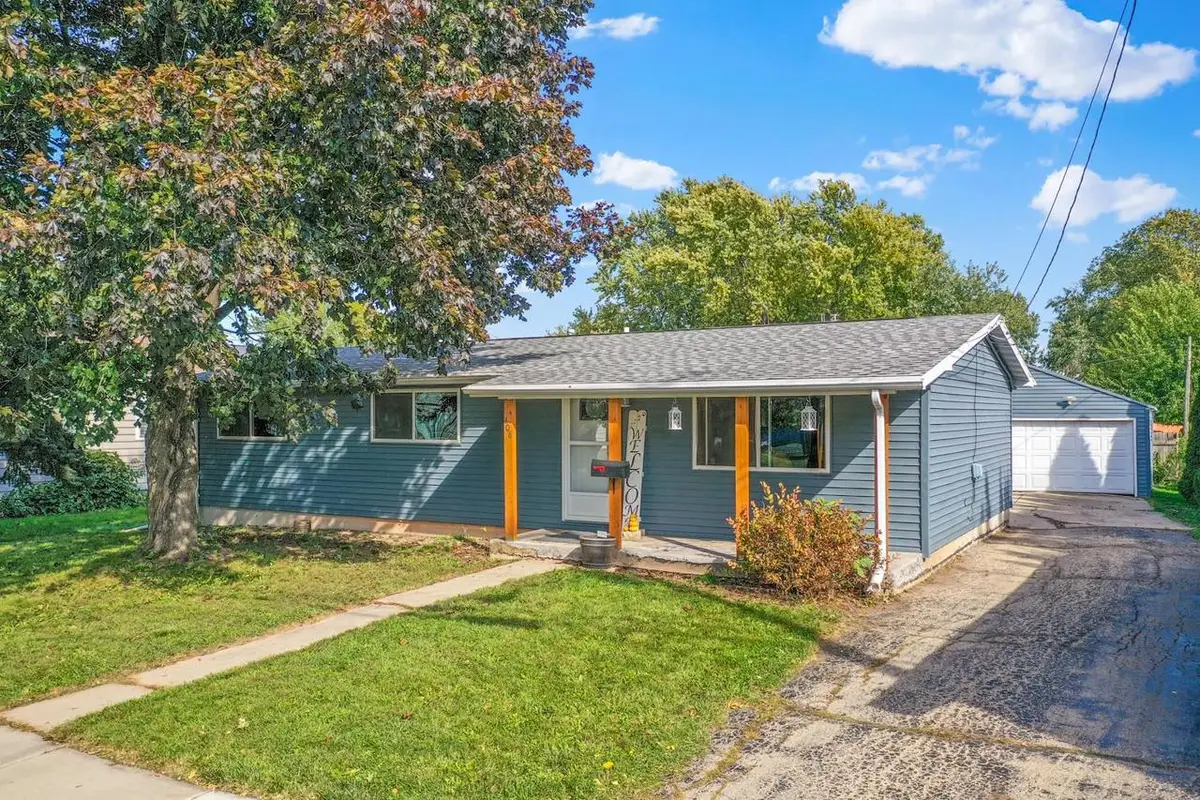 408 MICHIGAN STREET, Oshkosh, WI 54902 - #1