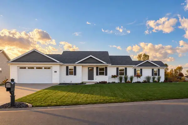 N1761 BAILEYS HARBOR COURT, Greenville, WI 54942