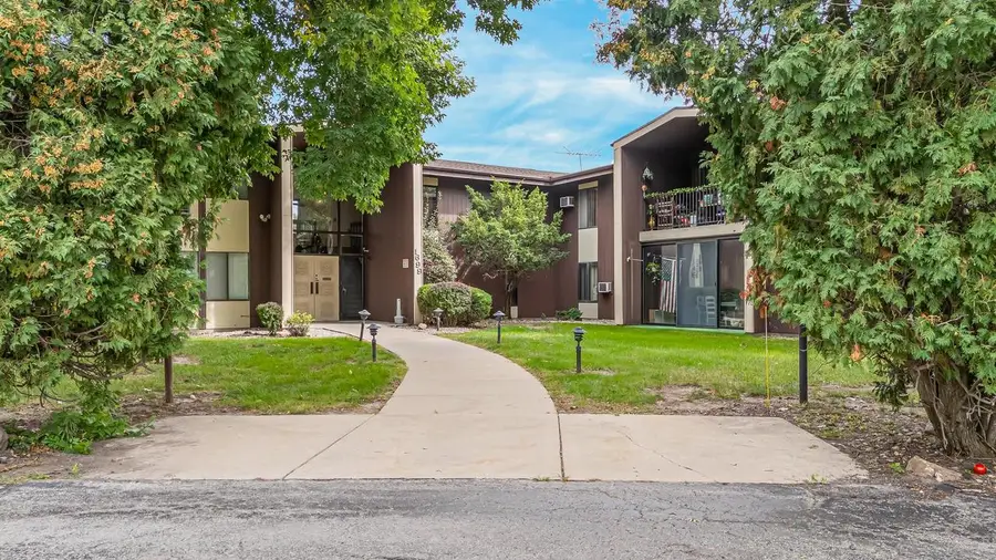 1699 ALCAN DRIVE, Menasha, WI 54952 - #2