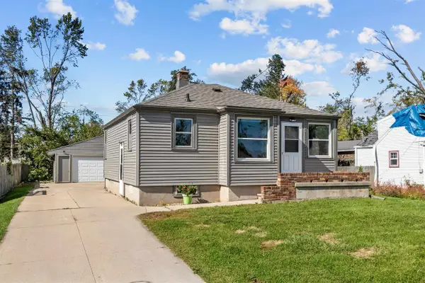 994 CLAUDE STREET, Menasha, WI 54952