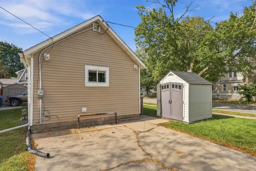 1005 W 4TH STREET, Appleton, WI 54914 - #3