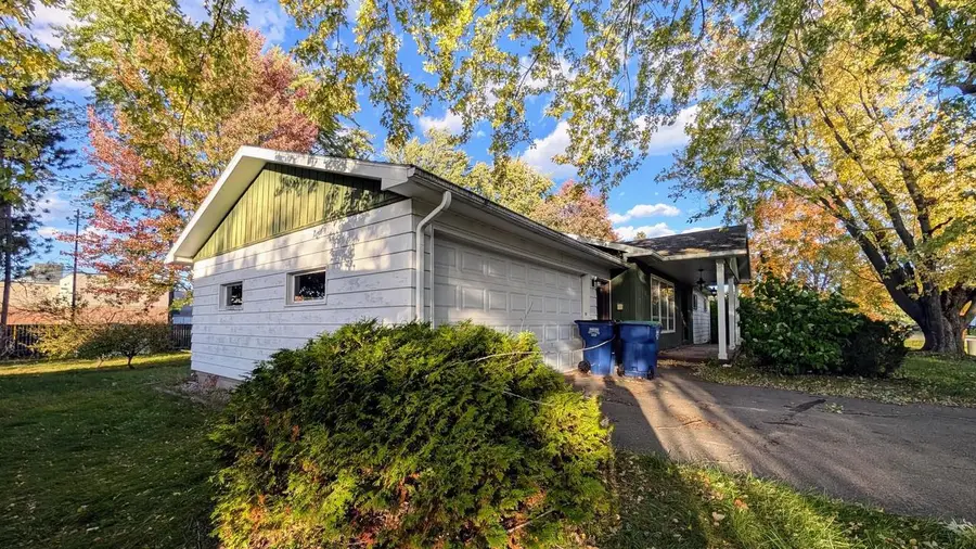 2704 E NEUPERT AVENUE, Weston, WI 54476 - #3