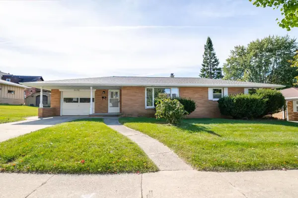 2056 ZEISE AVENUE, Green Bay, WI 54302